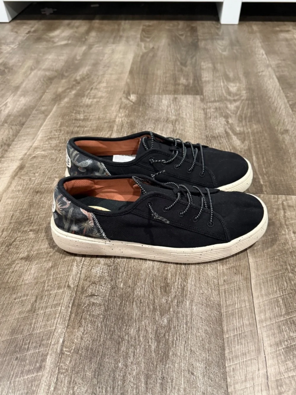 Hey Dude Cody M Desert Men's Black Slip-On Shoes Sneakers Size 10 M